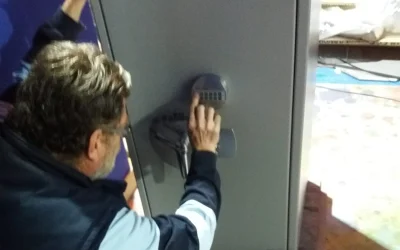 Proceso para el transporte de una caja fuerte de 500 kg